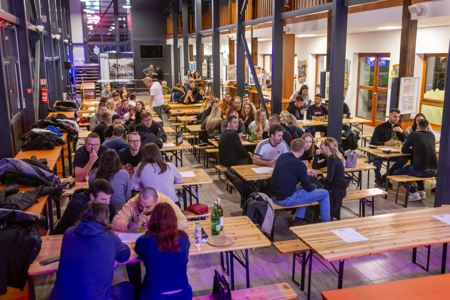 SVIJEĆA MIRA Štrigova zasjala u drugom adventskom vikendu uz paljenje svijeće i božićni sajam (23) SVIJEĆA MIRA Štrigova zasjala u drugom adventskom vikendu uz paljenje svijeće i božićni sajam (23)