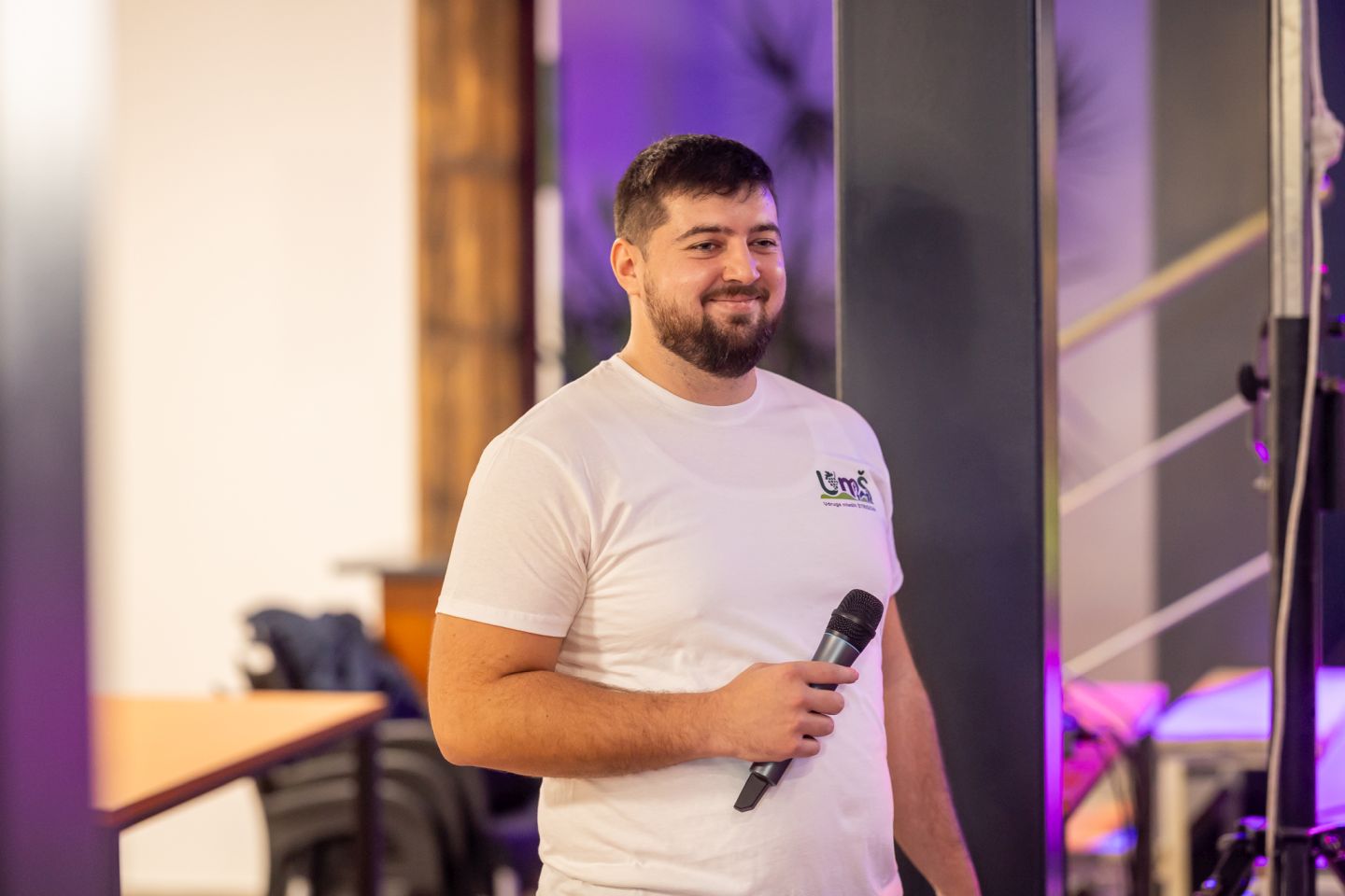 SVIJEĆA MIRA Štrigova zasjala u drugom adventskom vikendu uz paljenje svijeće i božićni sajam (24) SVIJEĆA MIRA Štrigova zasjala u drugom adventskom vikendu uz paljenje svijeće i božićni sajam (24)