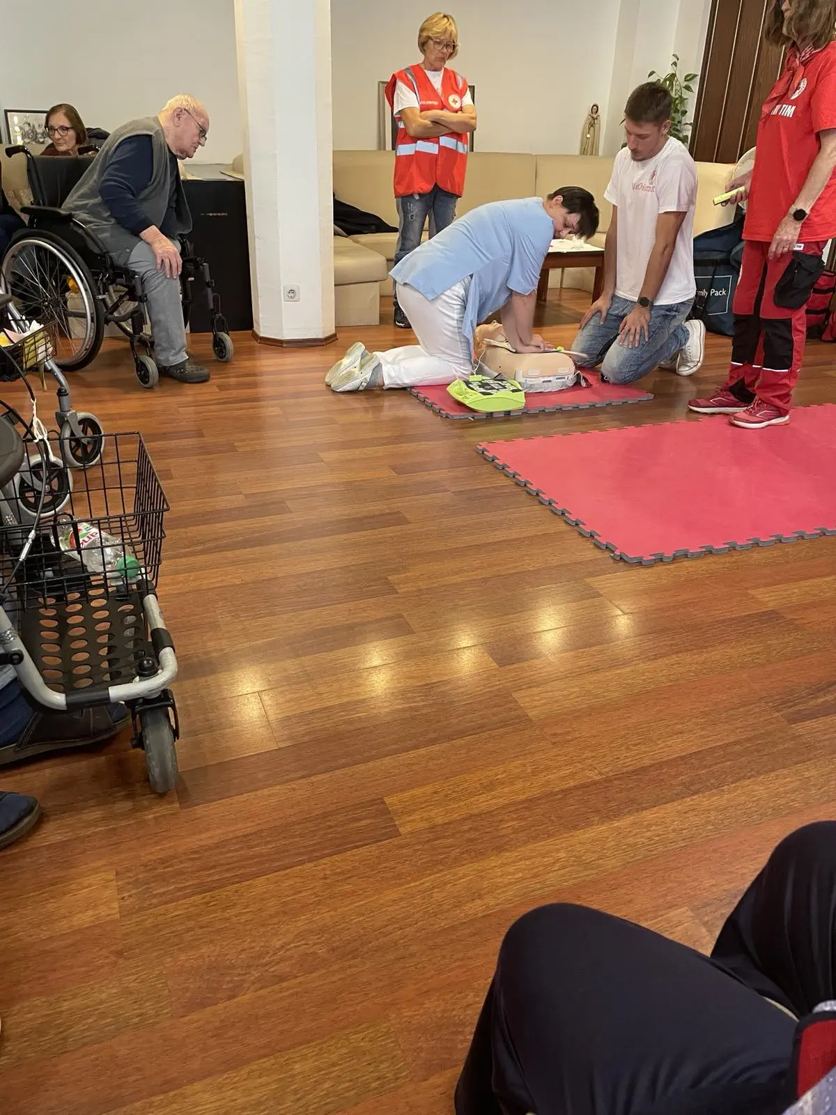 SVJETSKI DAN OŽIVLJAVANJA Održana edukativna radionica za umirovljenike u Čakovcu (1)