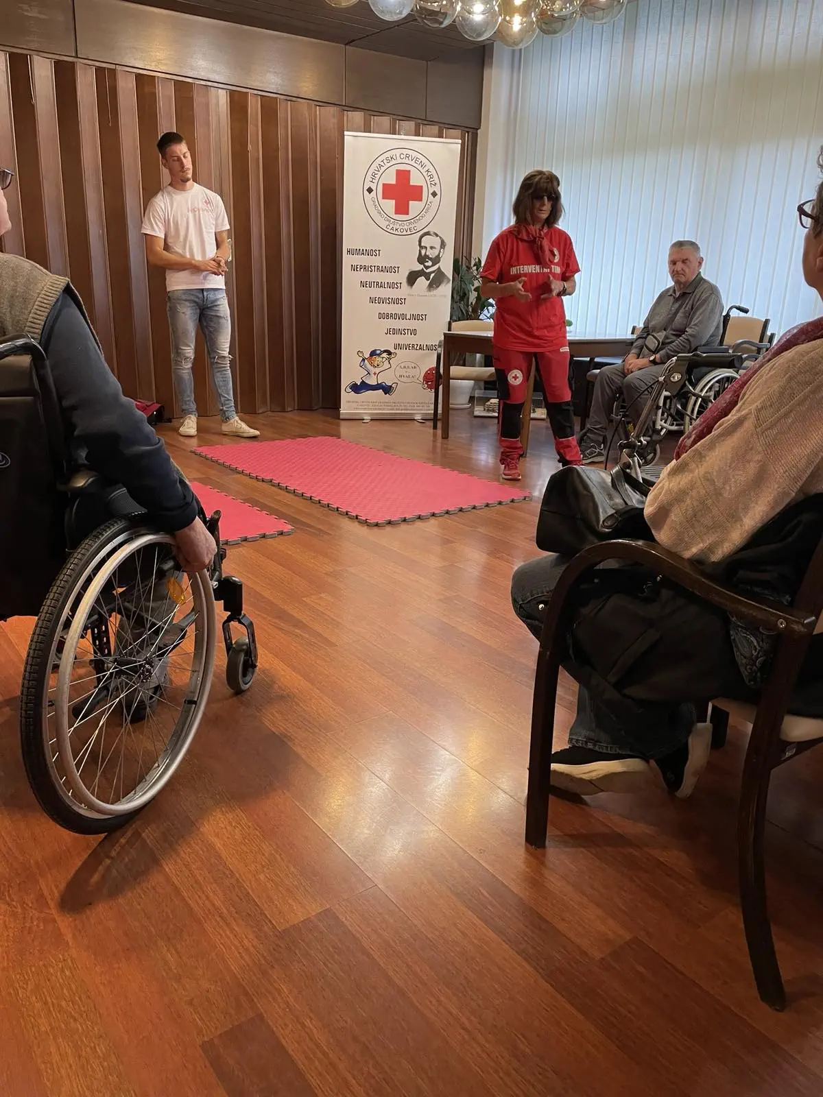 SVJETSKI DAN OŽIVLJAVANJA Održana edukativna radionica za umirovljenike u Čakovcu (9)