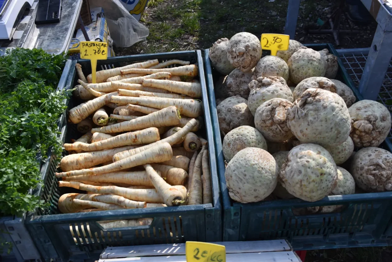 Sajam, Čakovec, 2.4 (12)