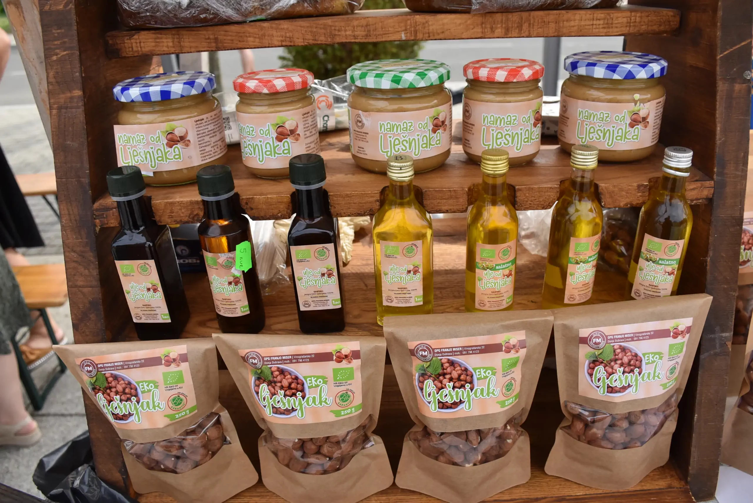 Sajam obrtnika, poljoprivrednika i udruga Mala Subotica 2024 (32) Sajam obrtnika, poljoprivrednika i udruga Mala Subotica 2024 (32)