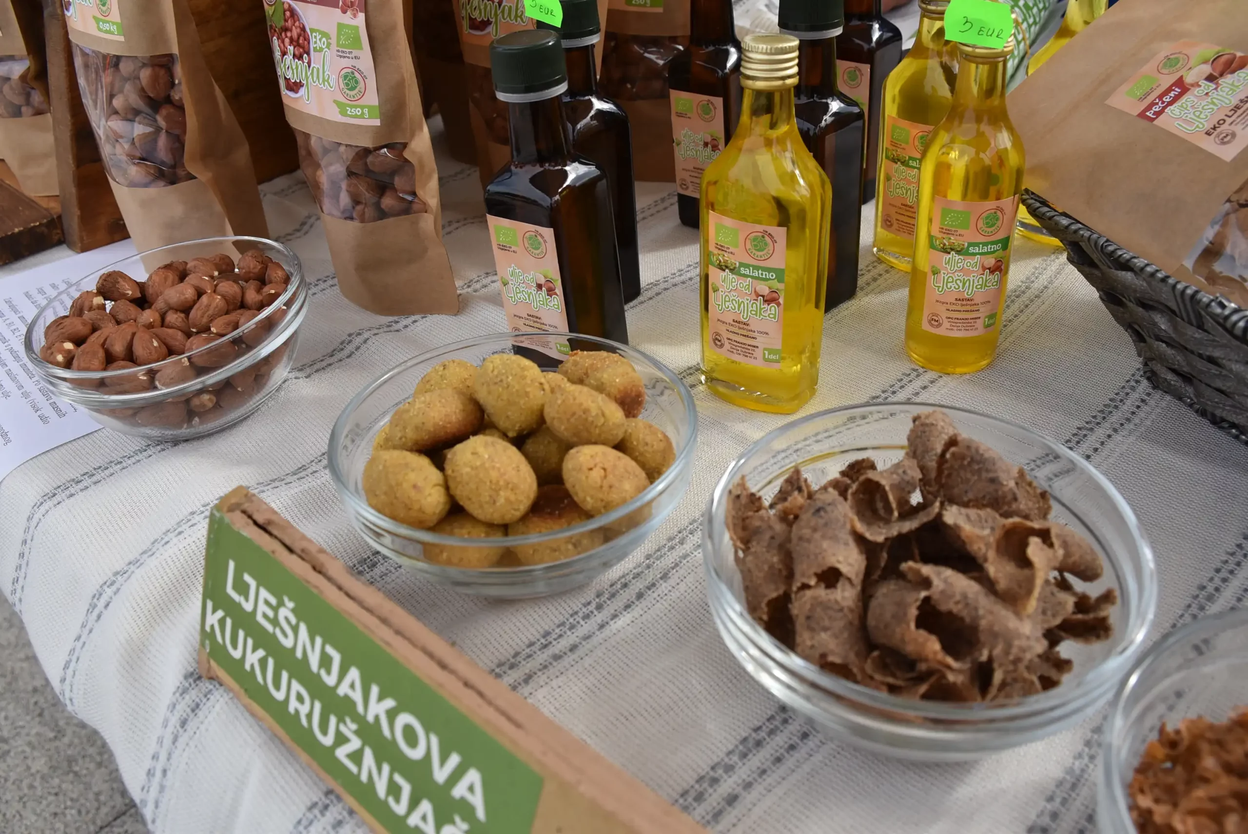 Sajam obrtnika, poljoprivrednika i udruga Mala Subotica 2024 (64) Sajam obrtnika, poljoprivrednika i udruga Mala Subotica 2024 (64)