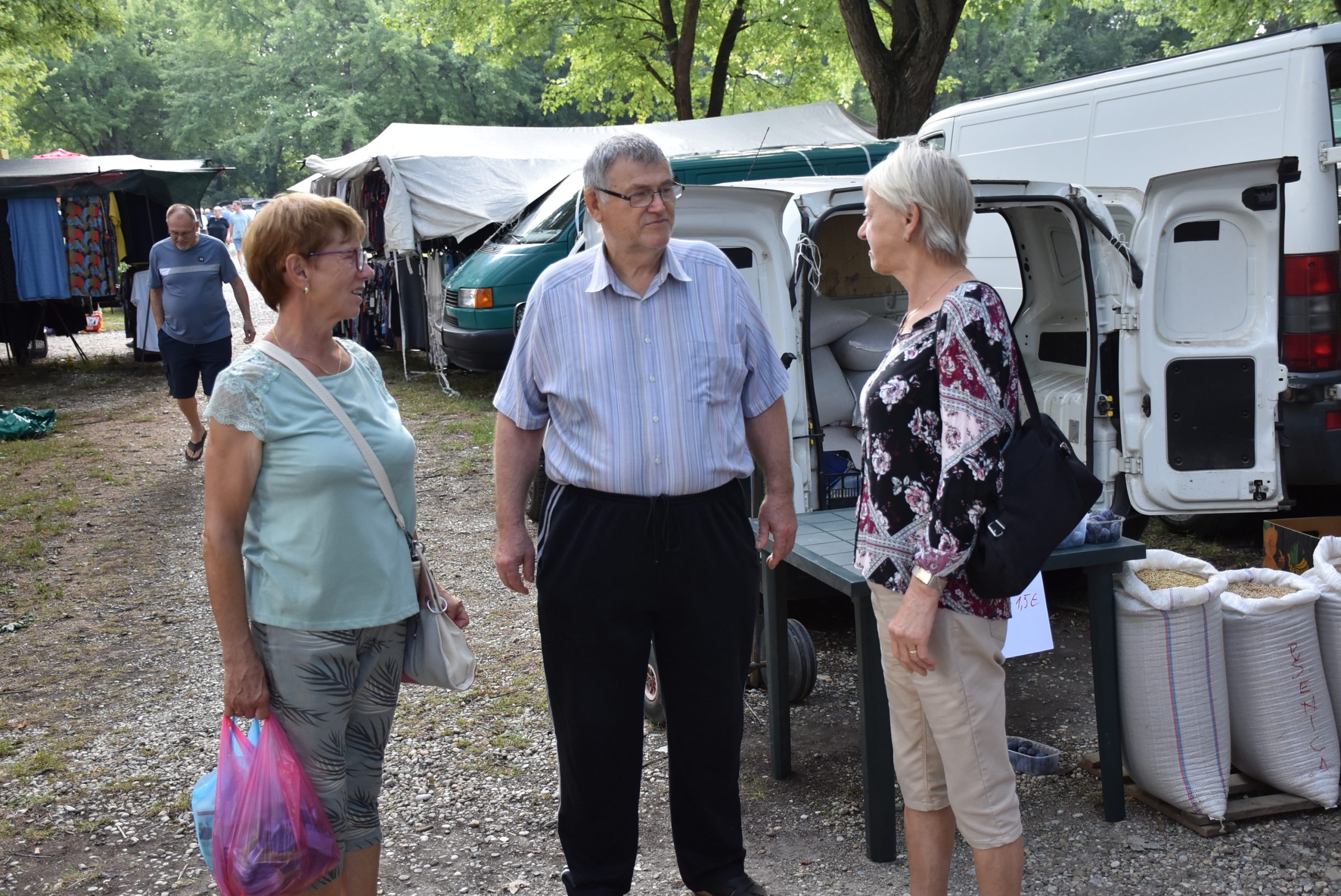 Sajam srijedom (12) Sajam srijedom (12)