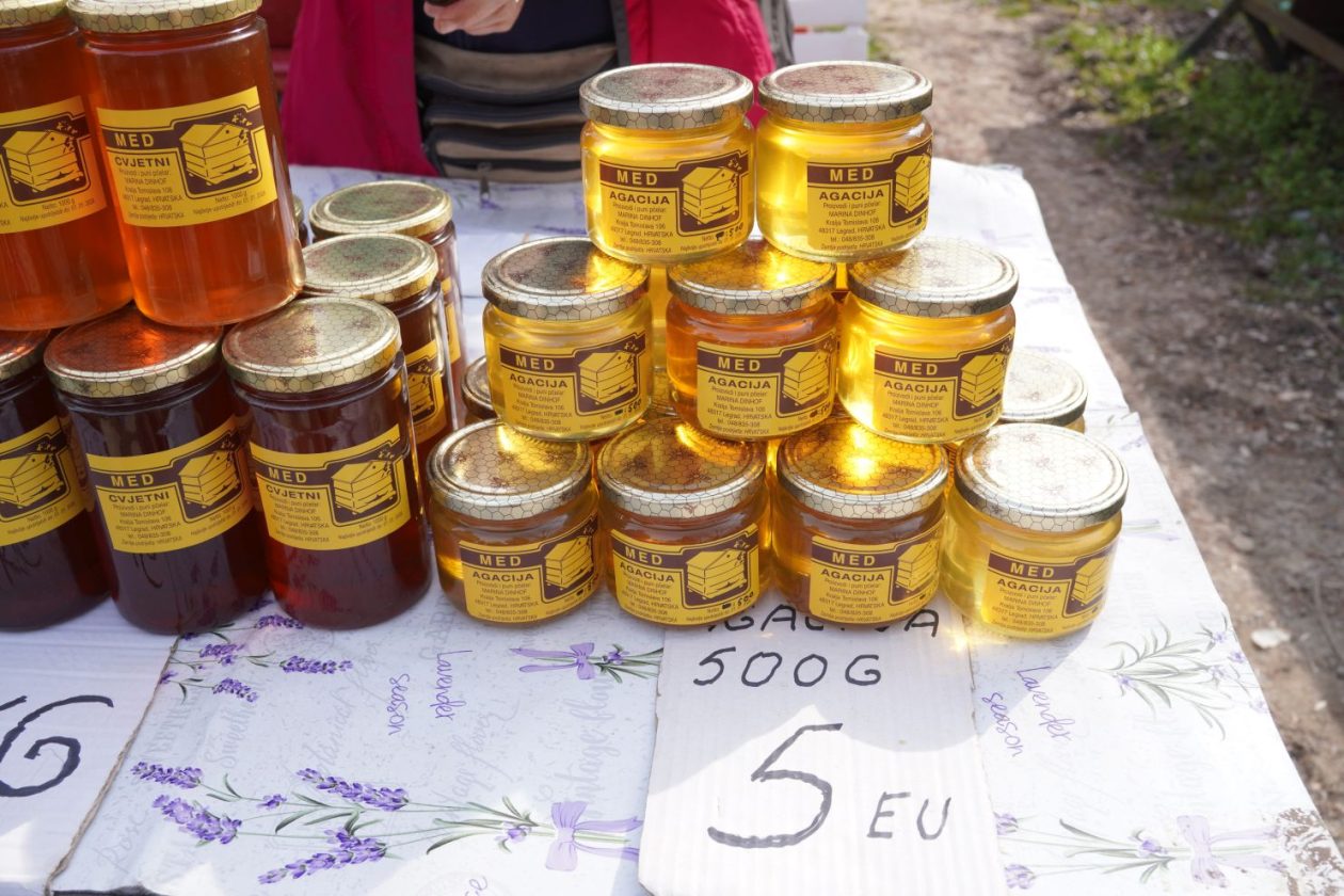 Sajam srijedom 25.3.2026 (48) Sajam srijedom 25.3.2026 (48)