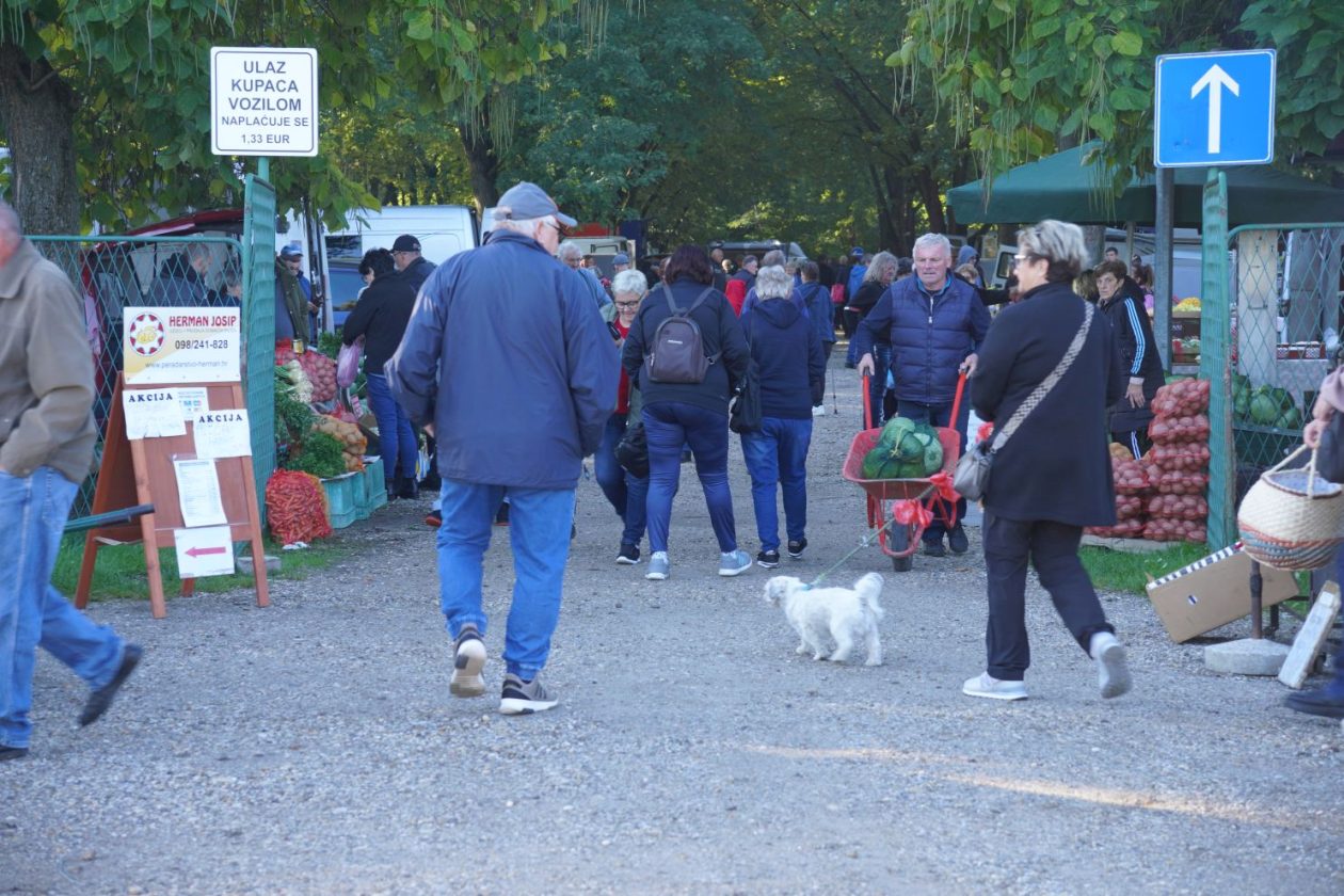 Sajam srijedom 8. 10. 2025 (2) Sajam srijedom 8. 10. 2025 (2)