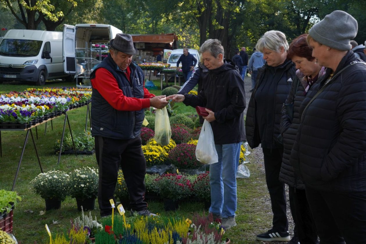 Sajam srijedom 8. 10. 2025 (45) Sajam srijedom 8. 10. 2025 (45)