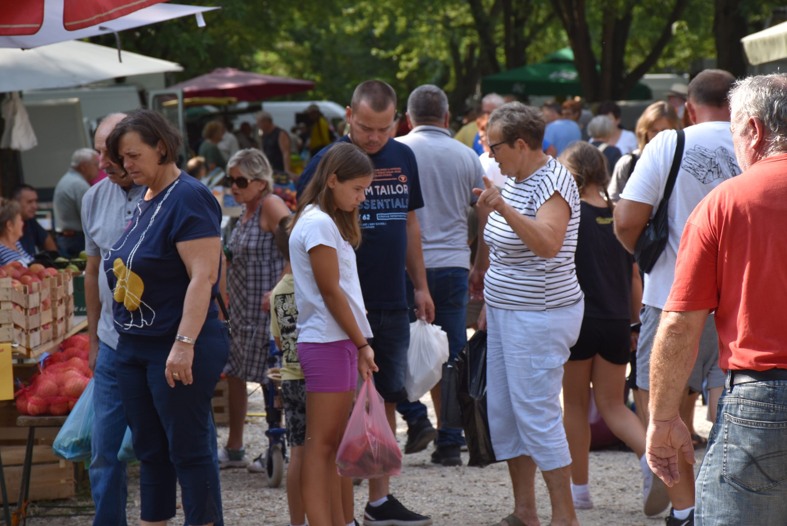 Sajam srijedom (83) Sajam srijedom (83)