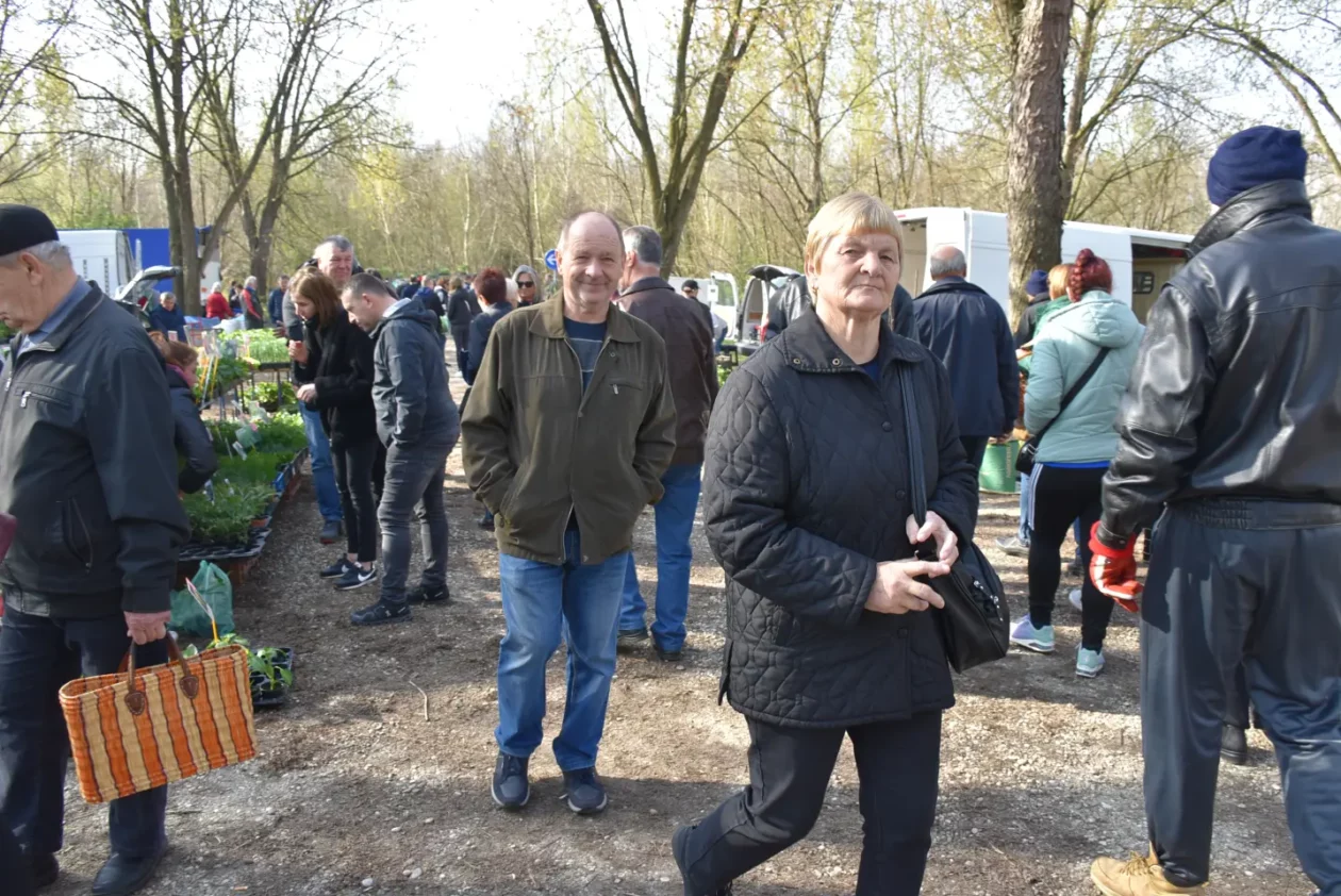 Sajam. Čakovec, 9.4 (24)