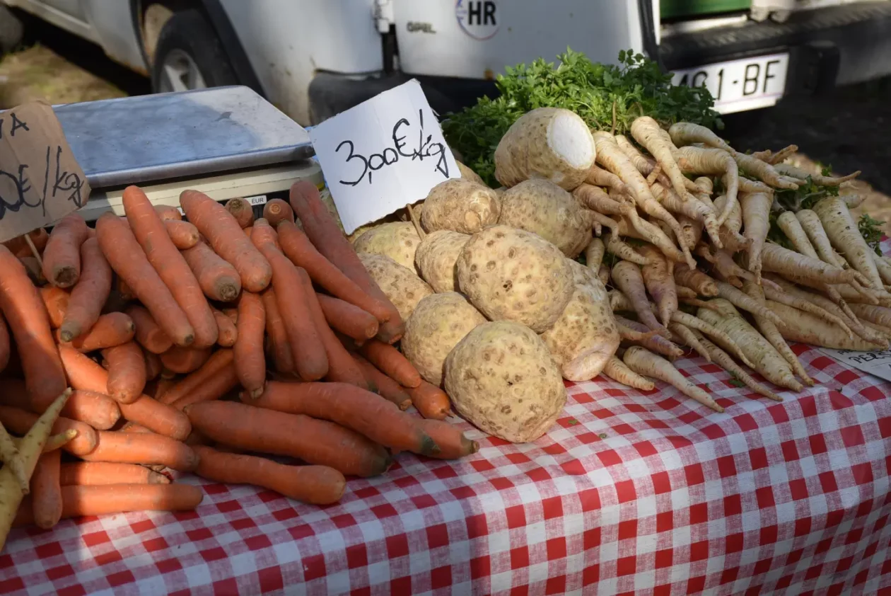 Sajam. Čakovec, 9.4 (9)