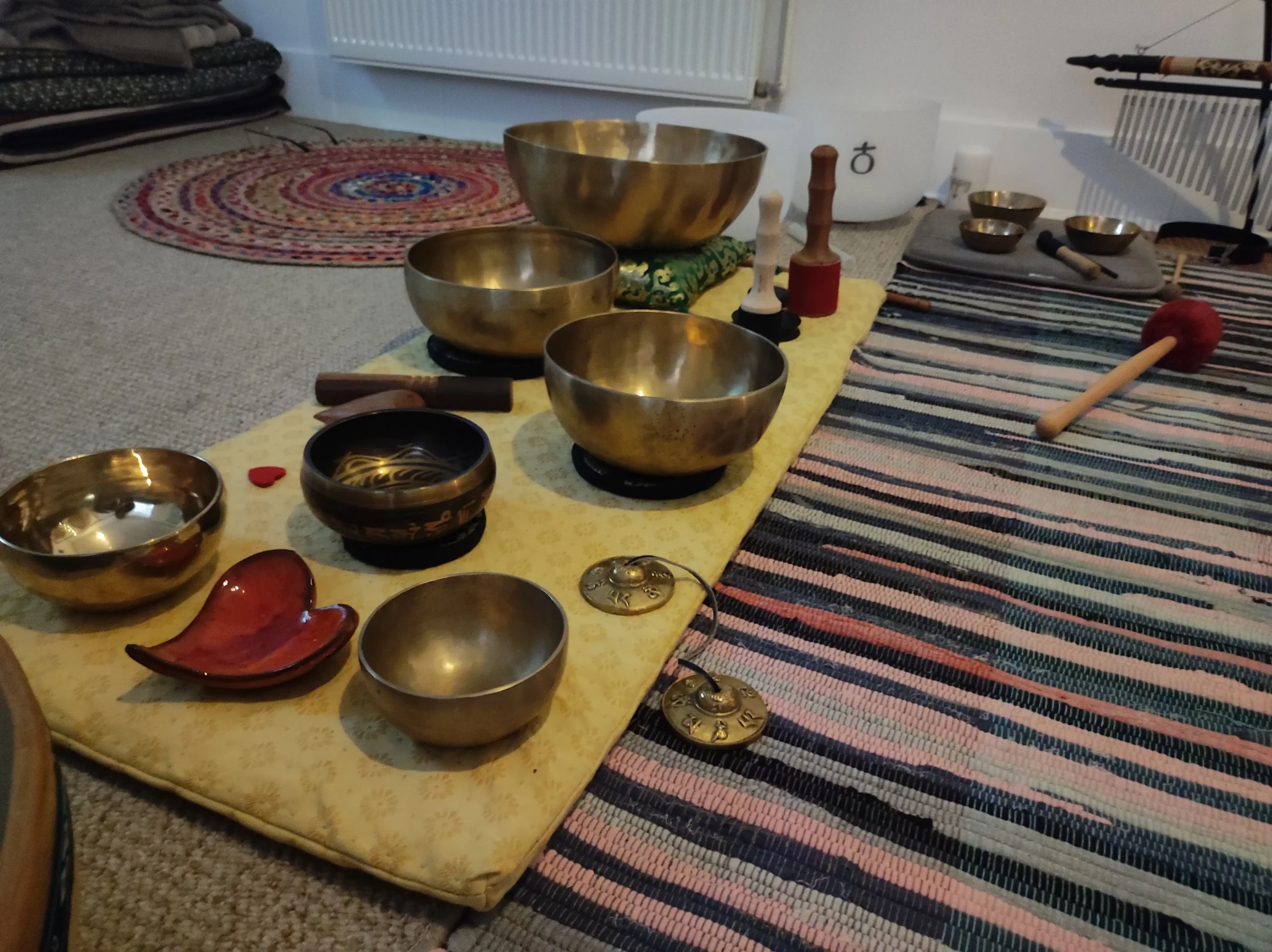 Sandra Švenda,zvukoterapija (2) Sandra Švenda,zvukoterapija (2)