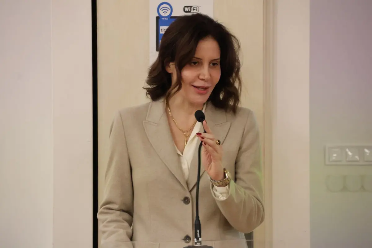 Sara Lustig Sara Lustig