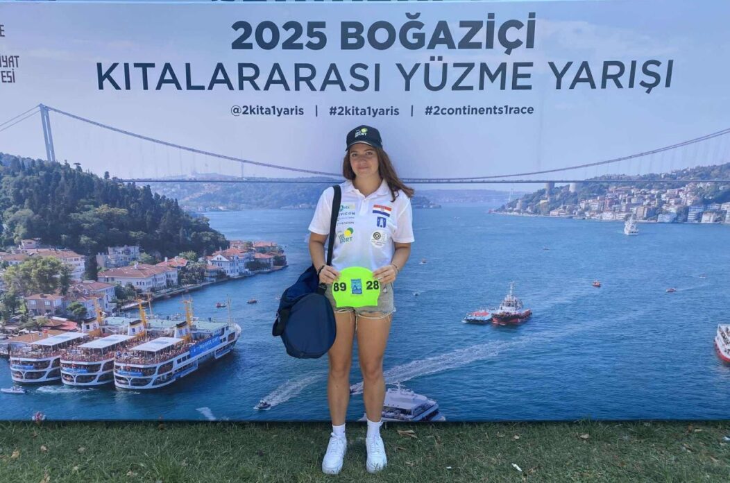 Sara Puklavec (5) Sara Puklavec (5)