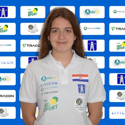 Sara Puklavec (8) Sara Puklavec (8)