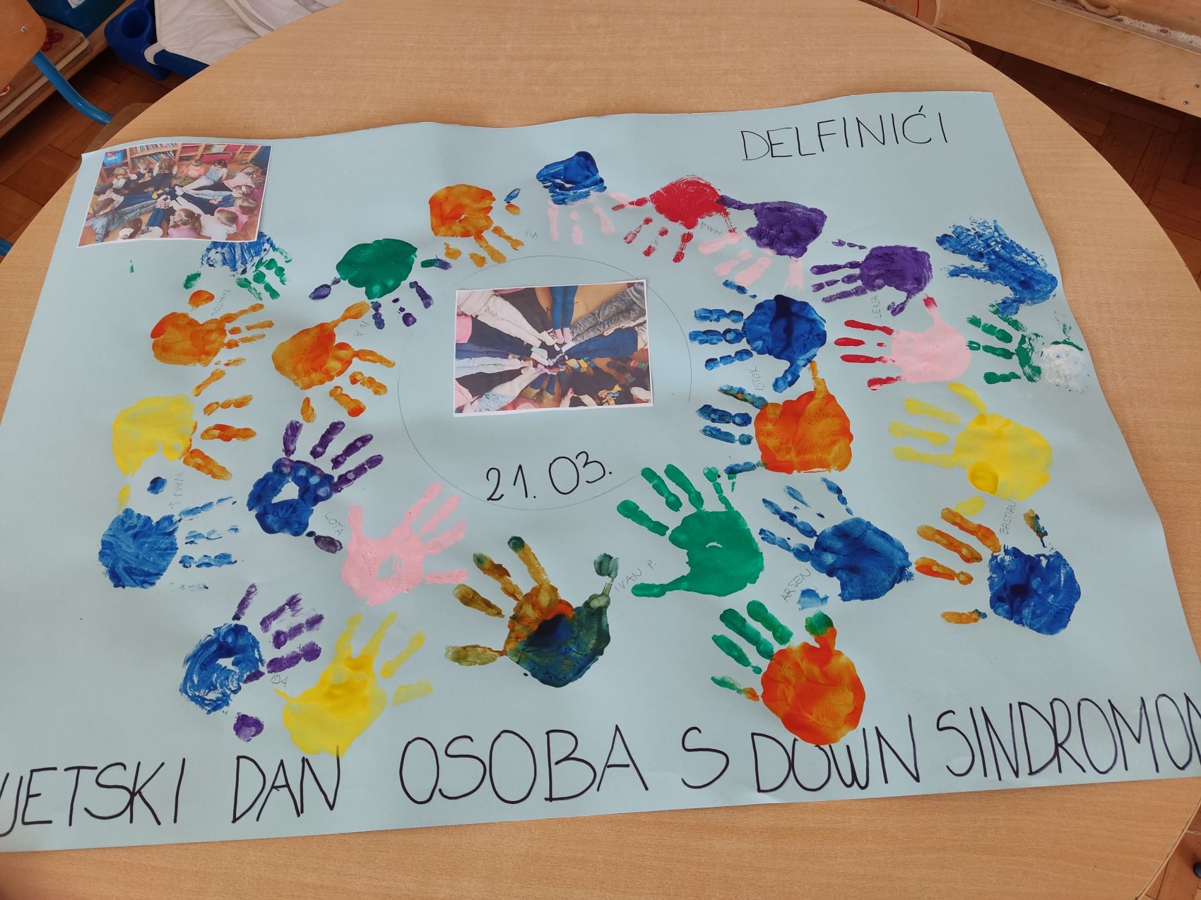 Šarene čarapice u Cipelici Djeca obilježila Međunarodni dan osoba s Down sindromom (1) Šarene čarapice u Cipelici Djeca obilježila Međunarodni dan osoba s Down sindromom (1)