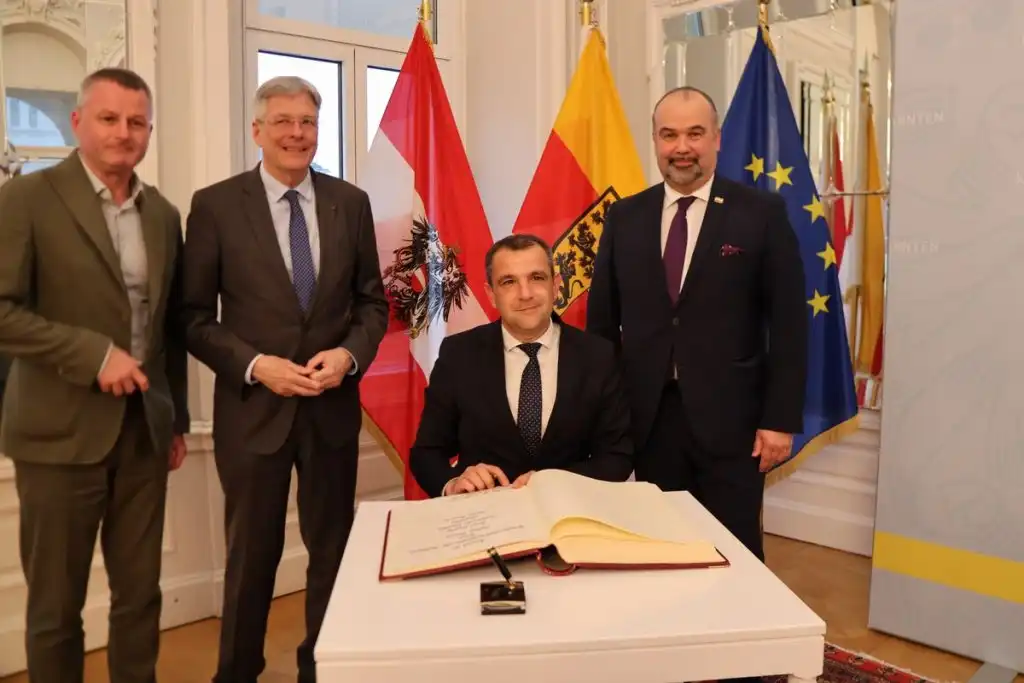 Sastanak-izmedu-zupana-Medimurske-zupanije-i-predsjednika-Vlade-pokrajine-Koruske-15-1024×683