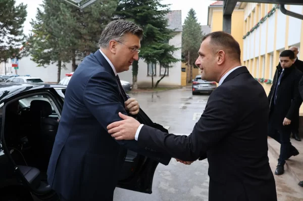 Matija Posavec i Andrej Plenković Matija Posavec i Andrej Plenković