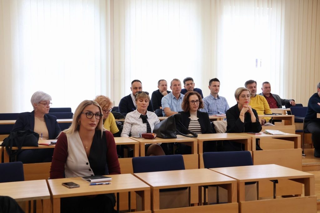 Sastanak-ravnatelja-OS-1-1024×683