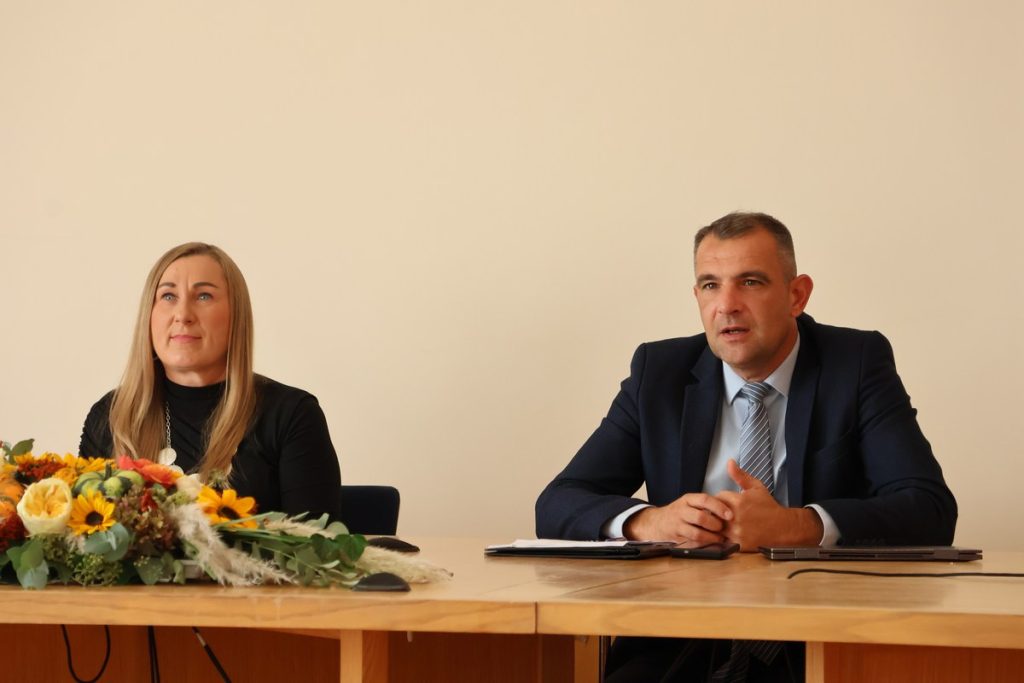 Sastanak-ravnatelja-OS-8-1024×683