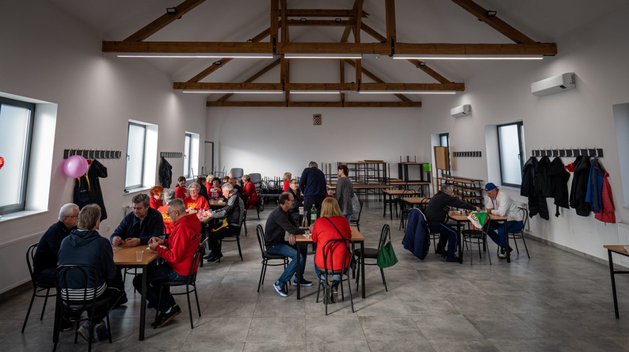 Savska Ves klub umirovljenika bela-16