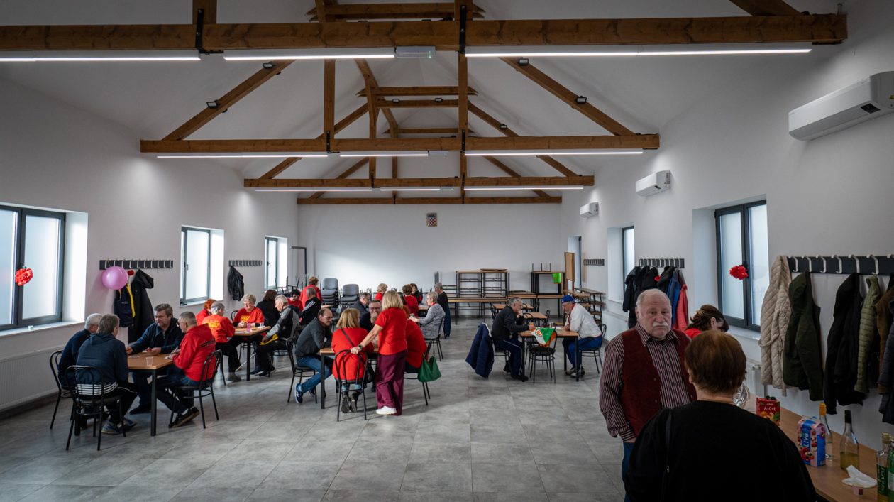 Savska Ves klub umirovljenika bela-31