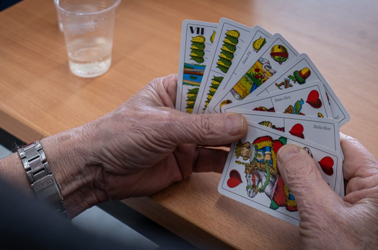 Savska Ves klub umirovljenika bela-5 Savska Ves klub umirovljenika bela-5