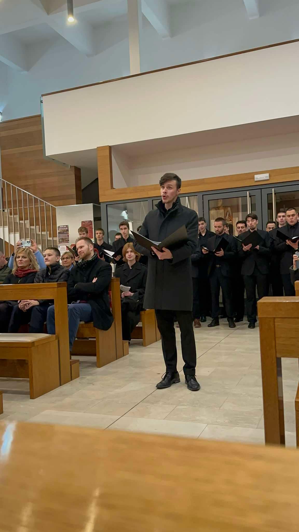 Sebastijan Nedjeljko briljirao u Lisinskom – podrška stigla i od gradonačelnika Srpaka (2) Sebastijan Nedjeljko briljirao u Lisinskom – podrška stigla i od gradonačelnika Srpaka (2)