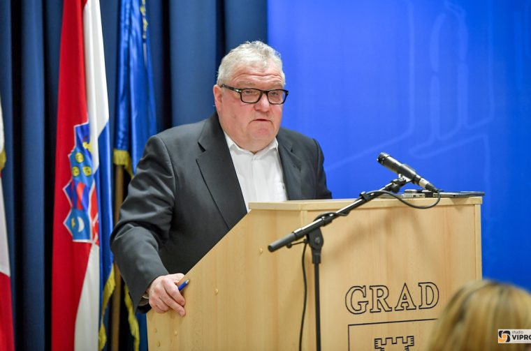 Sedma sjednica gradskog vijeća – studio Vipro (15)