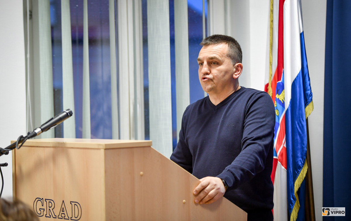 Sedma sjednica gradskog vijeća – studio Vipro (25) Sedma sjednica gradskog vijeća – studio Vipro (25)