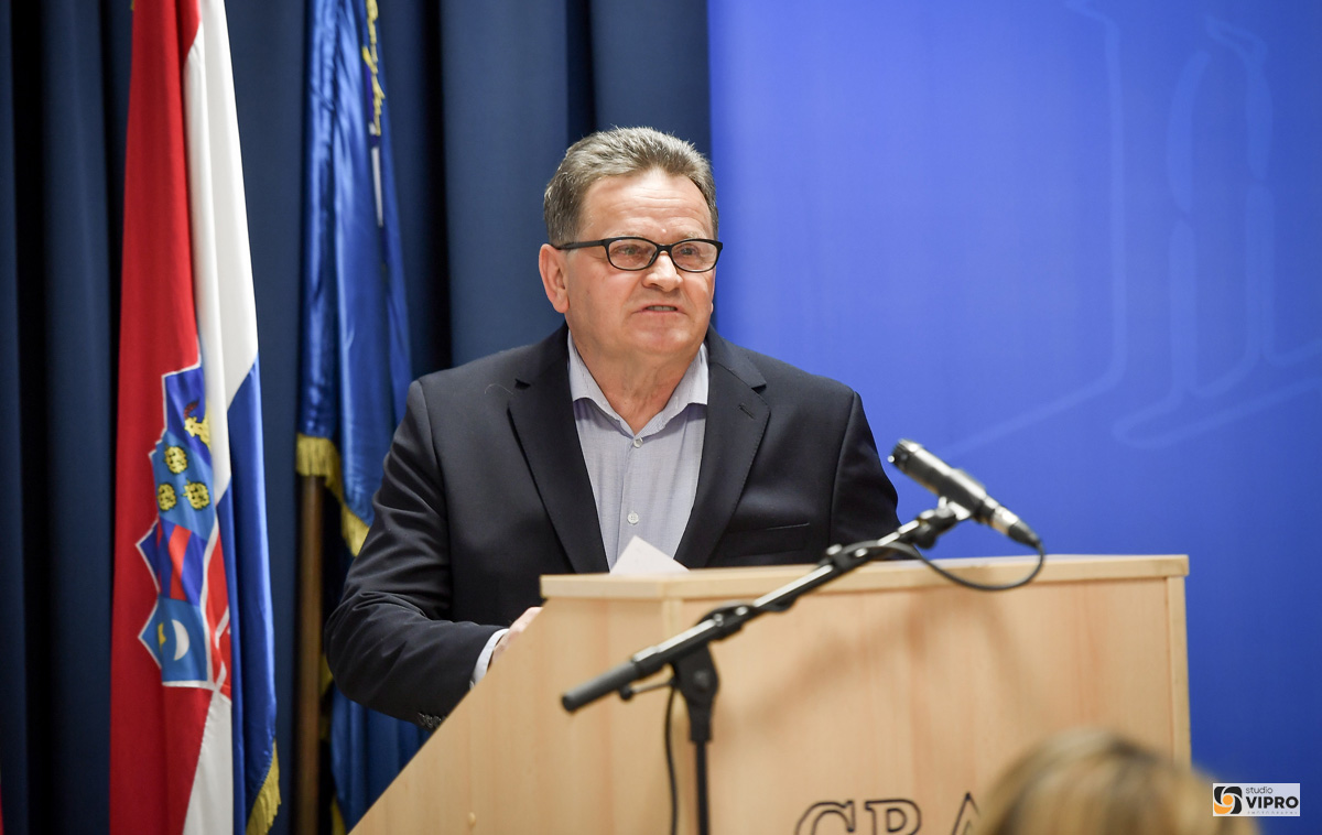 Sedma sjednica gradskog vijeća – studio Vipro (27) Sedma sjednica gradskog vijeća – studio Vipro (27)