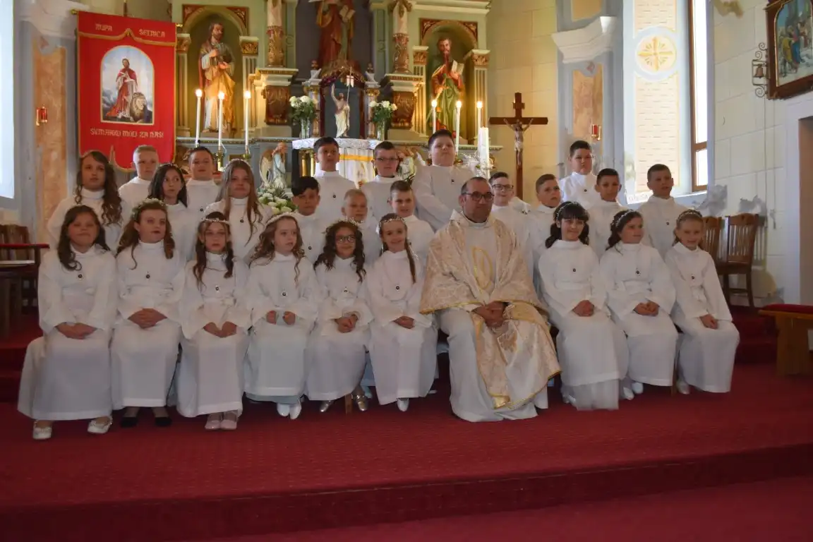 Selnica . prva sveta pričest (19) Selnica . prva sveta pričest (19)