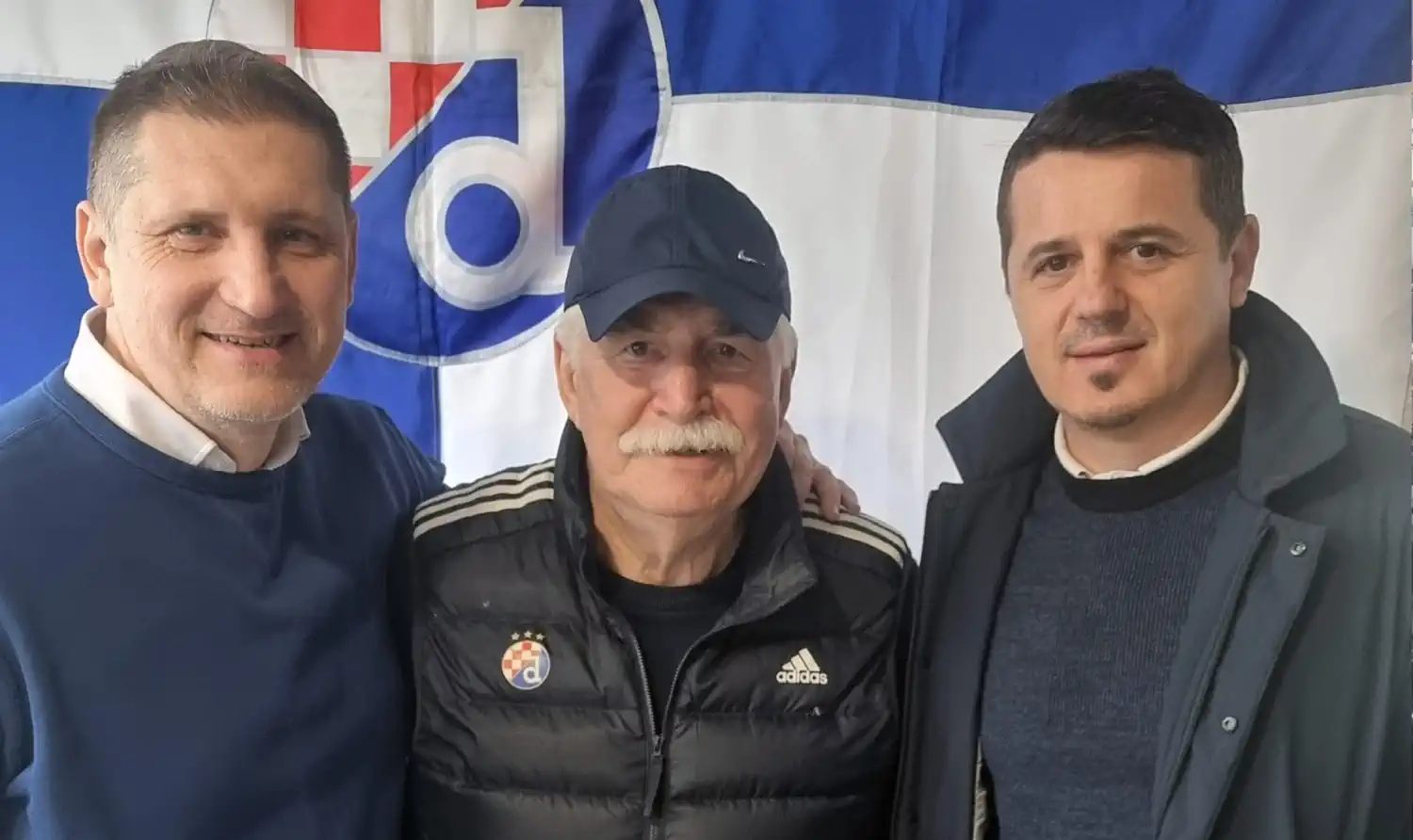 Šenkovec obojen u plavo Učlanjenje u GNK Dinamo s legendama kluba (7) Šenkovec obojen u plavo Učlanjenje u GNK Dinamo s legendama kluba (7)