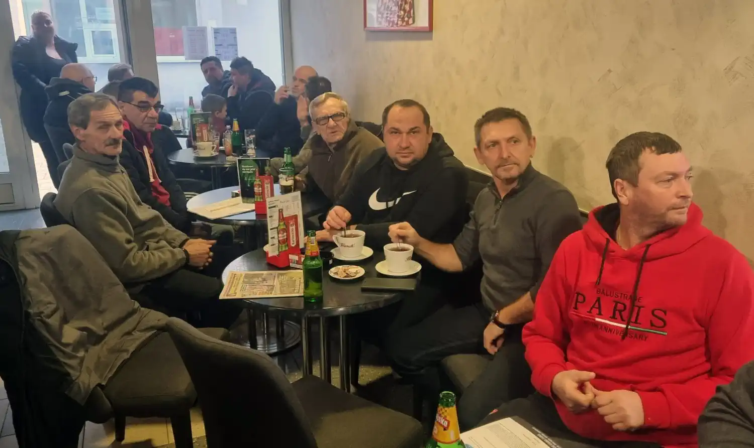 Šenkovec obojen u plavo Učlanjenje u GNK Dinamo s legendama kluba (9) Šenkovec obojen u plavo Učlanjenje u GNK Dinamo s legendama kluba (9)