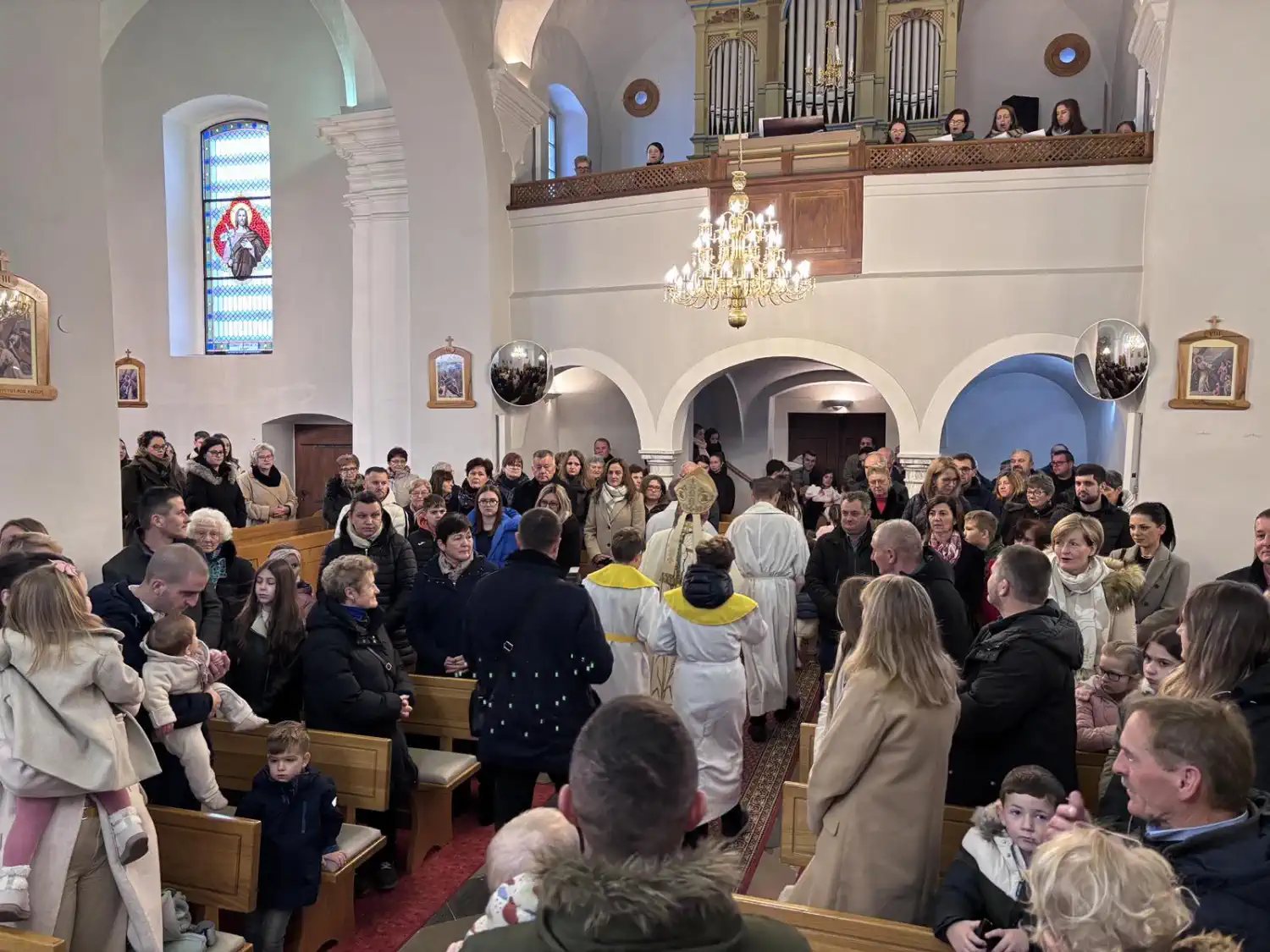 Šestero djece, ljubav i vjera Obitelj Sakač kao primjer nade (8) Šestero djece, ljubav i vjera Obitelj Sakač kao primjer nade (8)