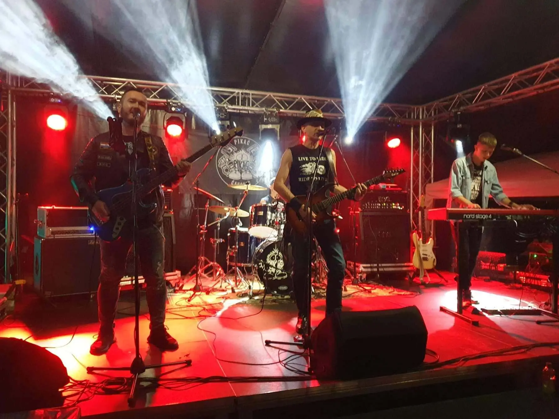 Šesti bajkerski party Pikač 2024 (10)