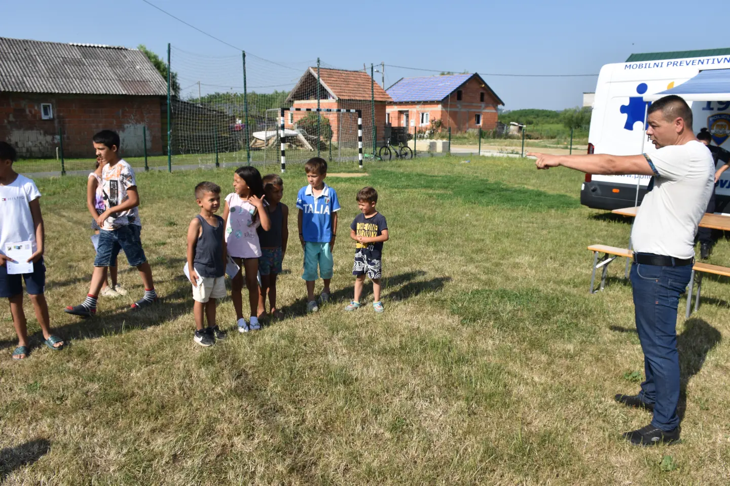 Sitnice, romsko naselje, Prevencija, droga (12)