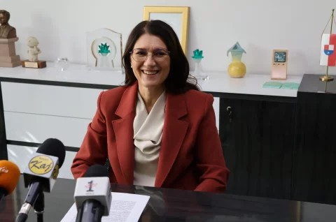 Sjednica, Gradsko vijeće, Grad Čakovec (1) Ljerka Cividini Sjednica, Gradsko vijeće, Grad Čakovec (1) Ljerka Cividini