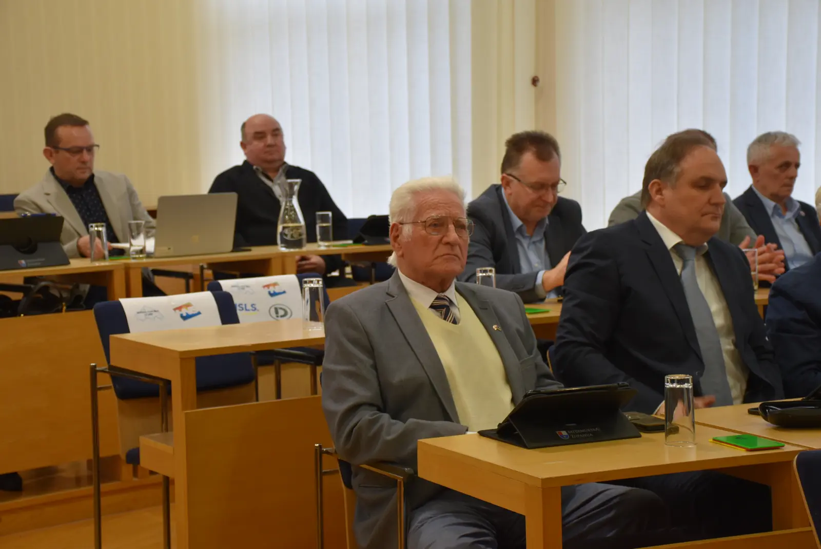 Sjednica, Skupština, Međimurska županija, 27.2 (7) Sjednica, Skupština, Međimurska županija, 27.2 (7)