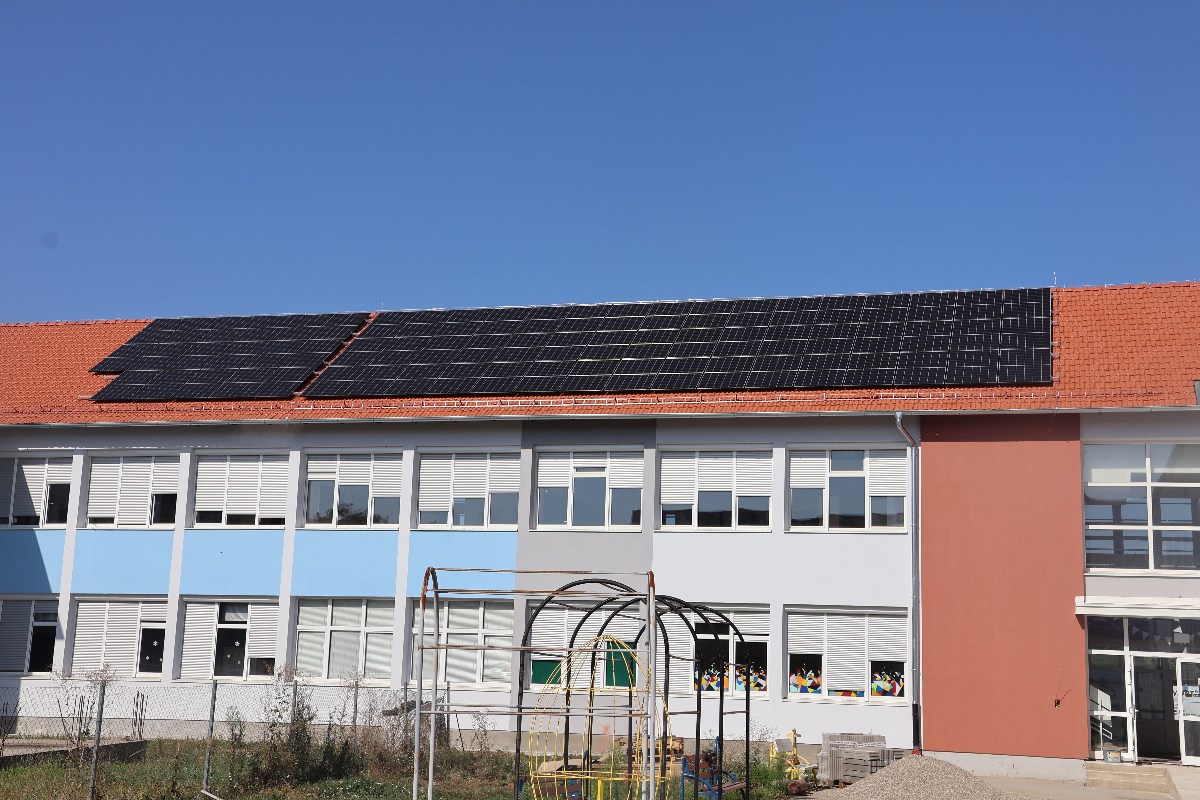 Skola-Strahoninec-7