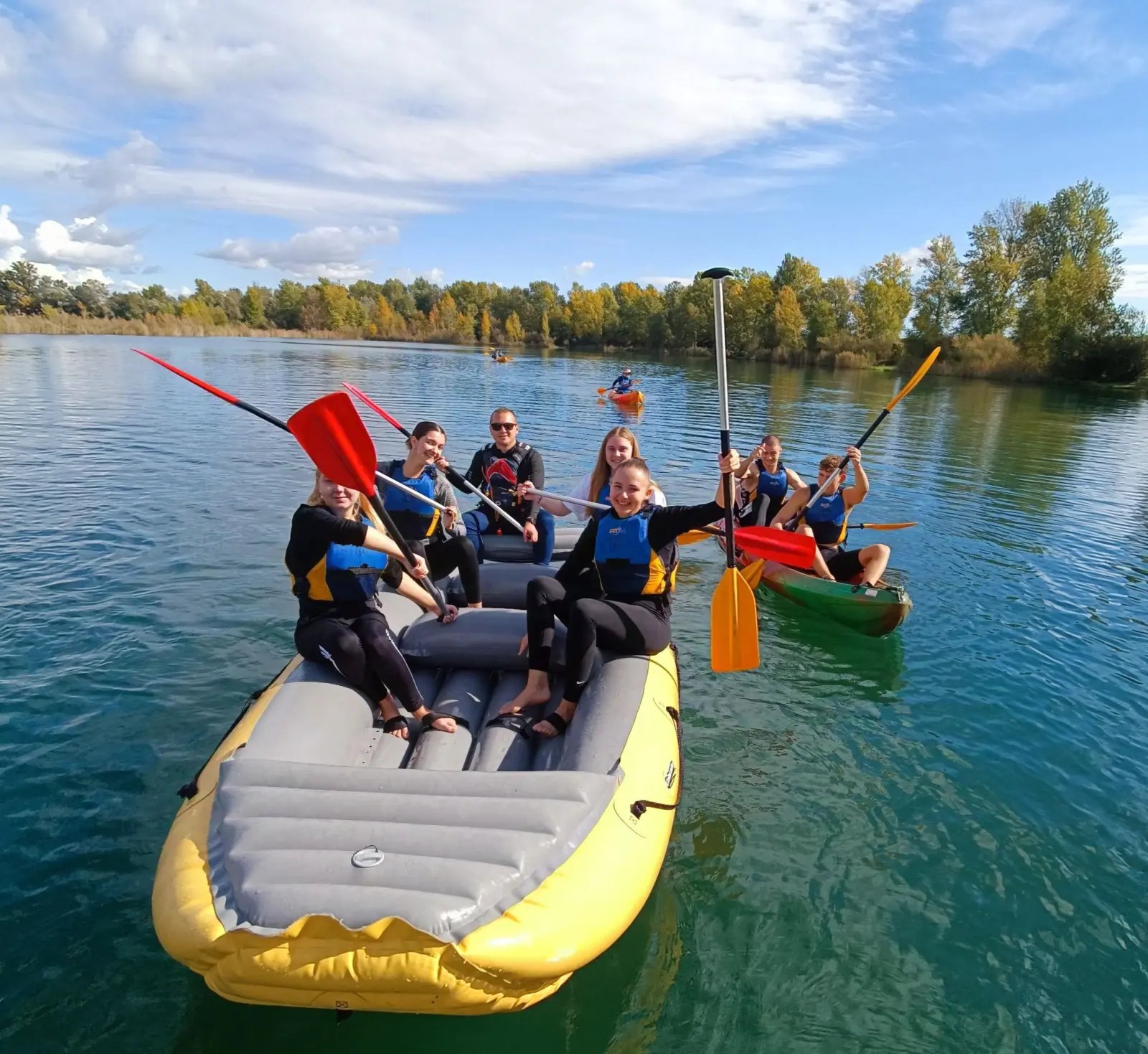 Škola sportova na vodi (16) Škola sportova na vodi (16)