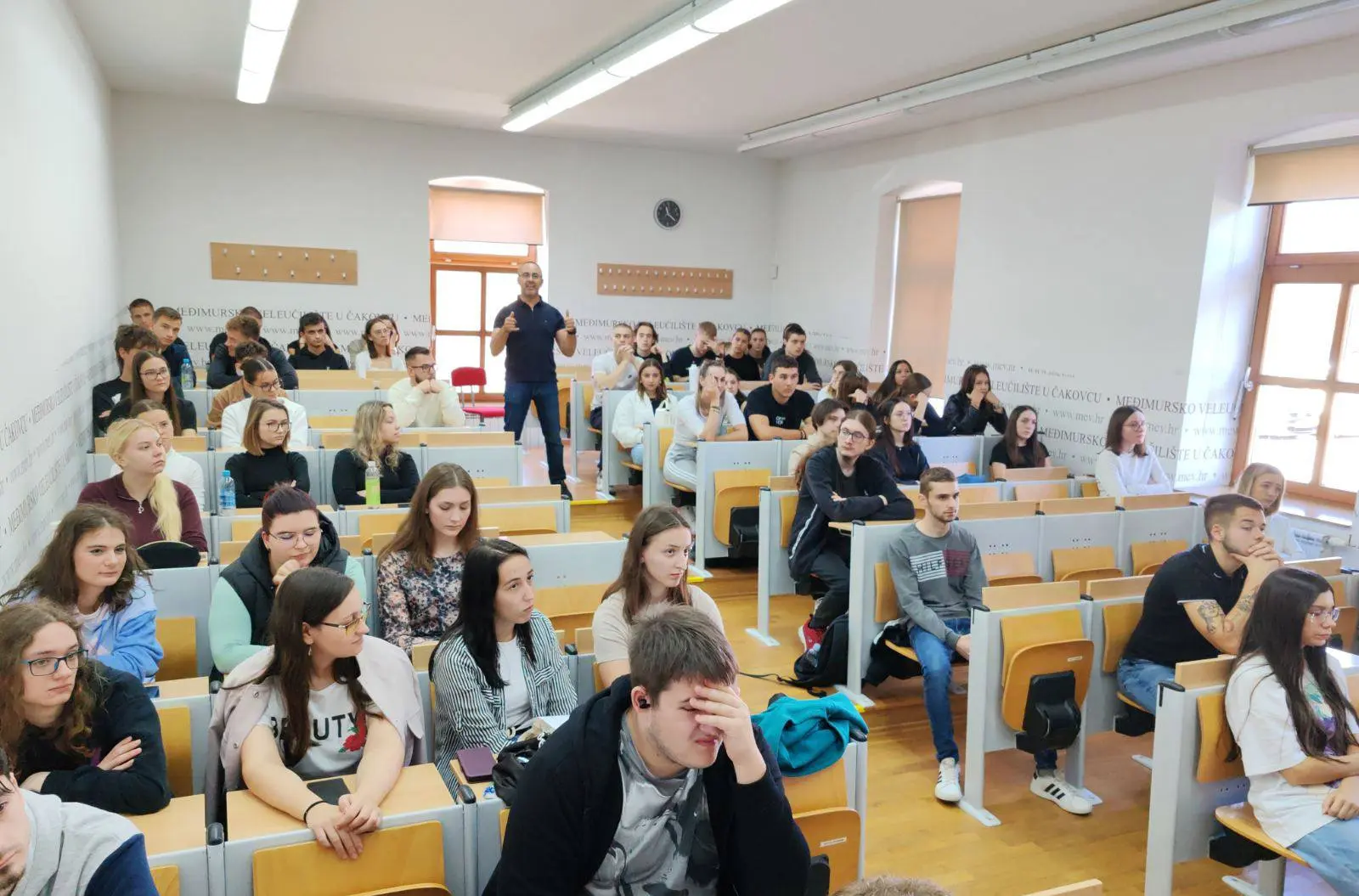 Škola sportova na vodi (19) Škola sportova na vodi (19)