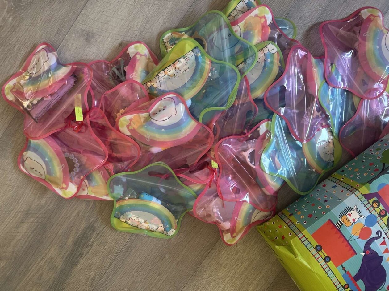 Skupina Pčelice u posjetu obitelji Koštarić (3)