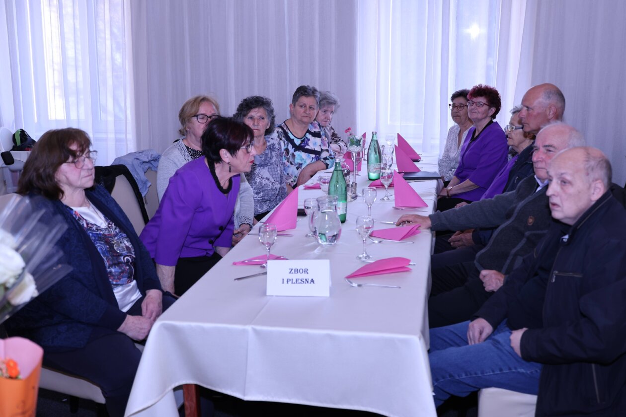 Skupstina udruge umirovljenika prelog i proslava 50 i 60 godina braka clanova (15)