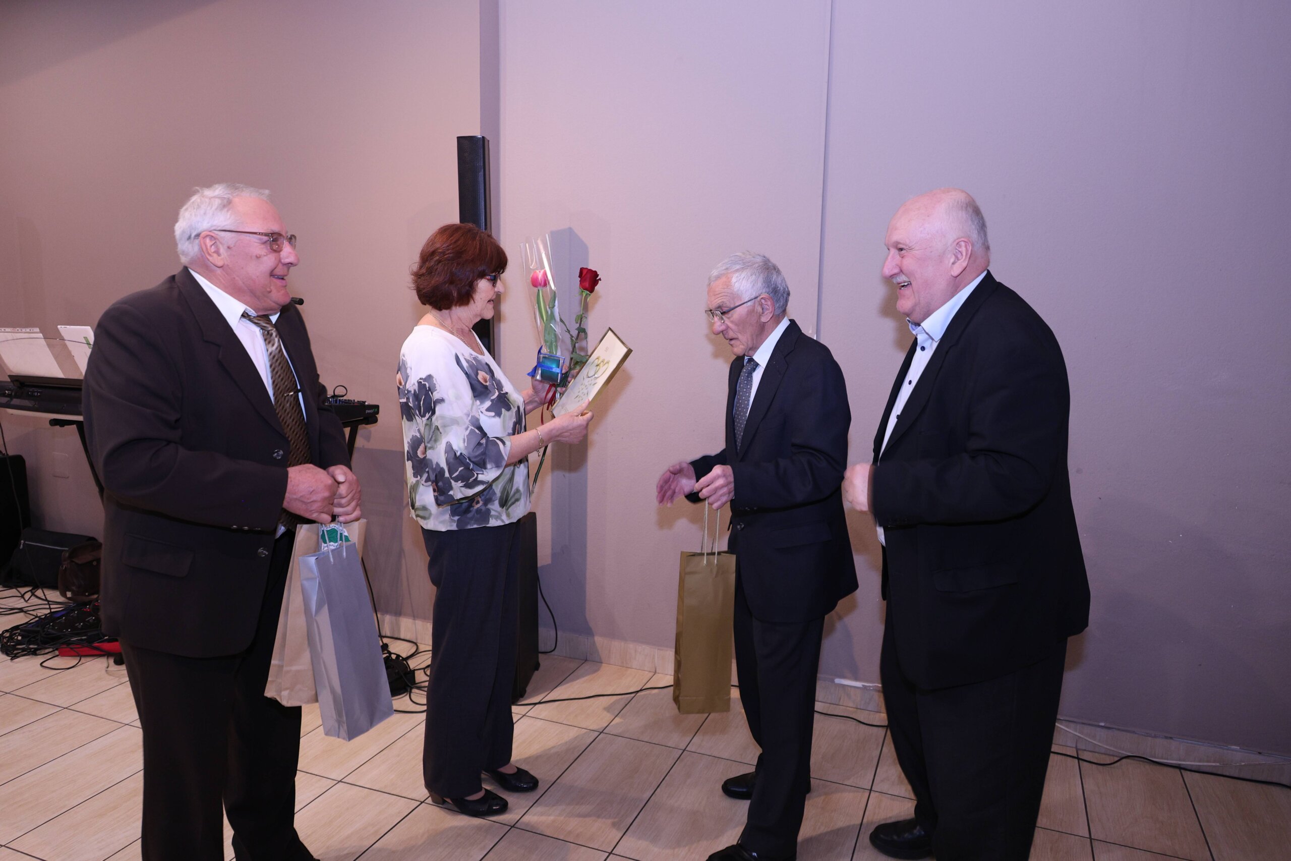 Skupstina udruge umirovljenika prelog i proslava 50 i 60 godina braka clanova (49)