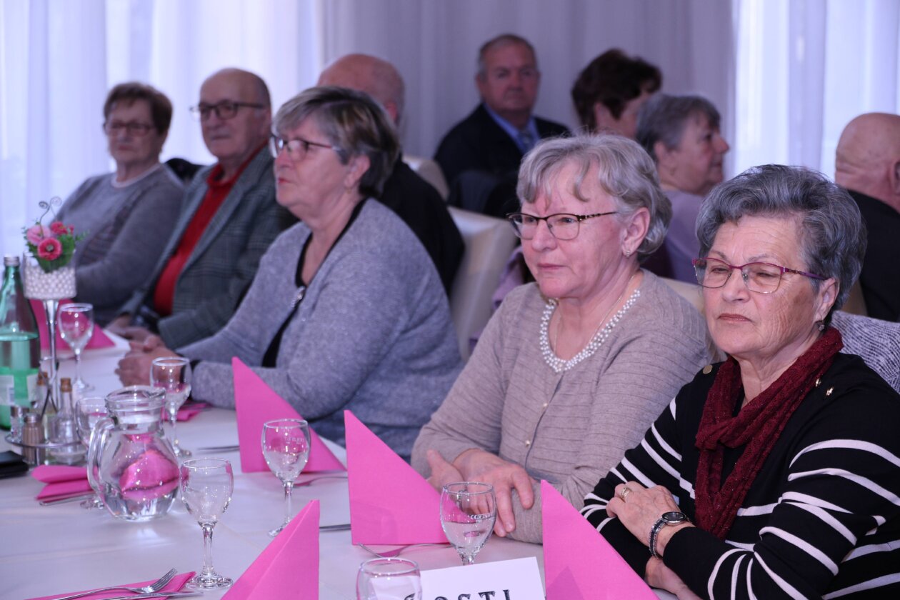 Skupstina udruge umirovljenika prelog i proslava 50 i 60 godina braka clanova (6)