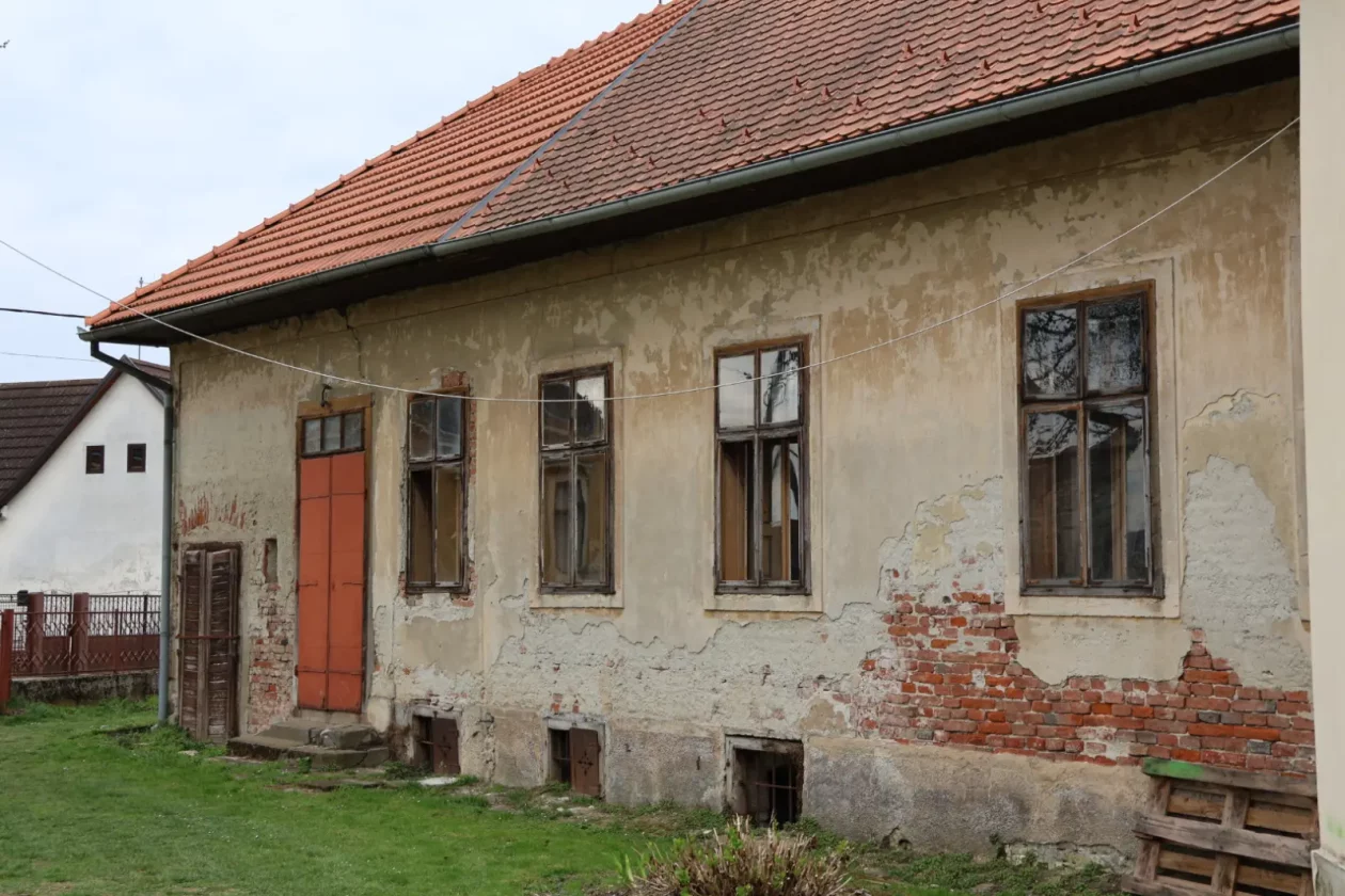 Slavičina hiža, obnova Donja Dubrava (2) Slavičina hiža, obnova Donja Dubrava (2)