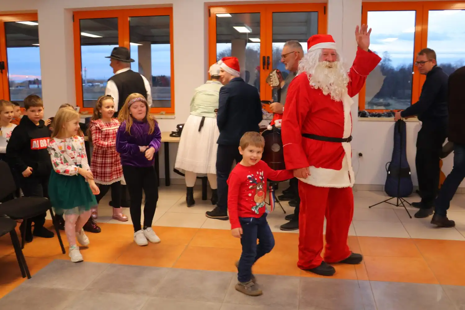 Slemenice božićna priredba 2024 (32)