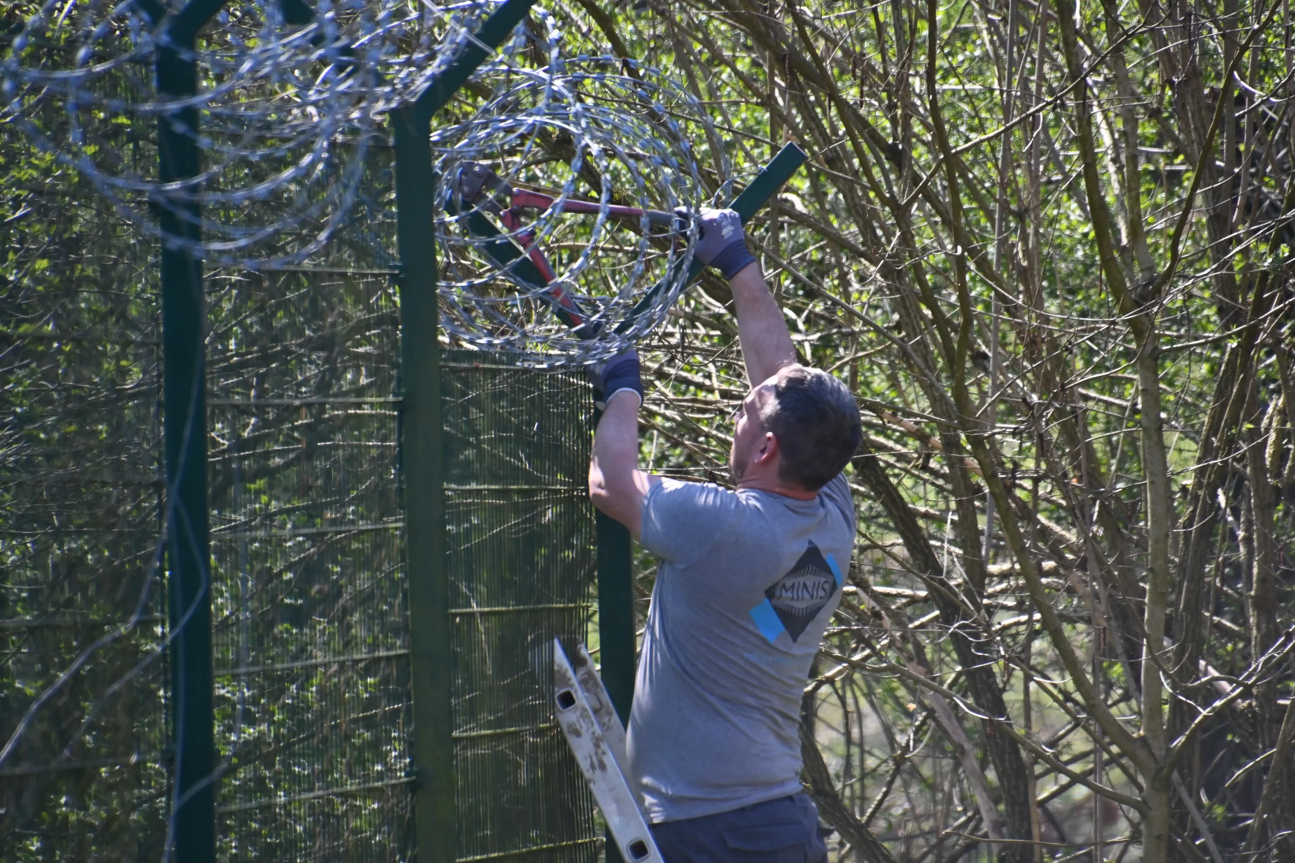 Slovenci ukidaju žilet žicu (1) Slovenci ukidaju žilet žicu (1)