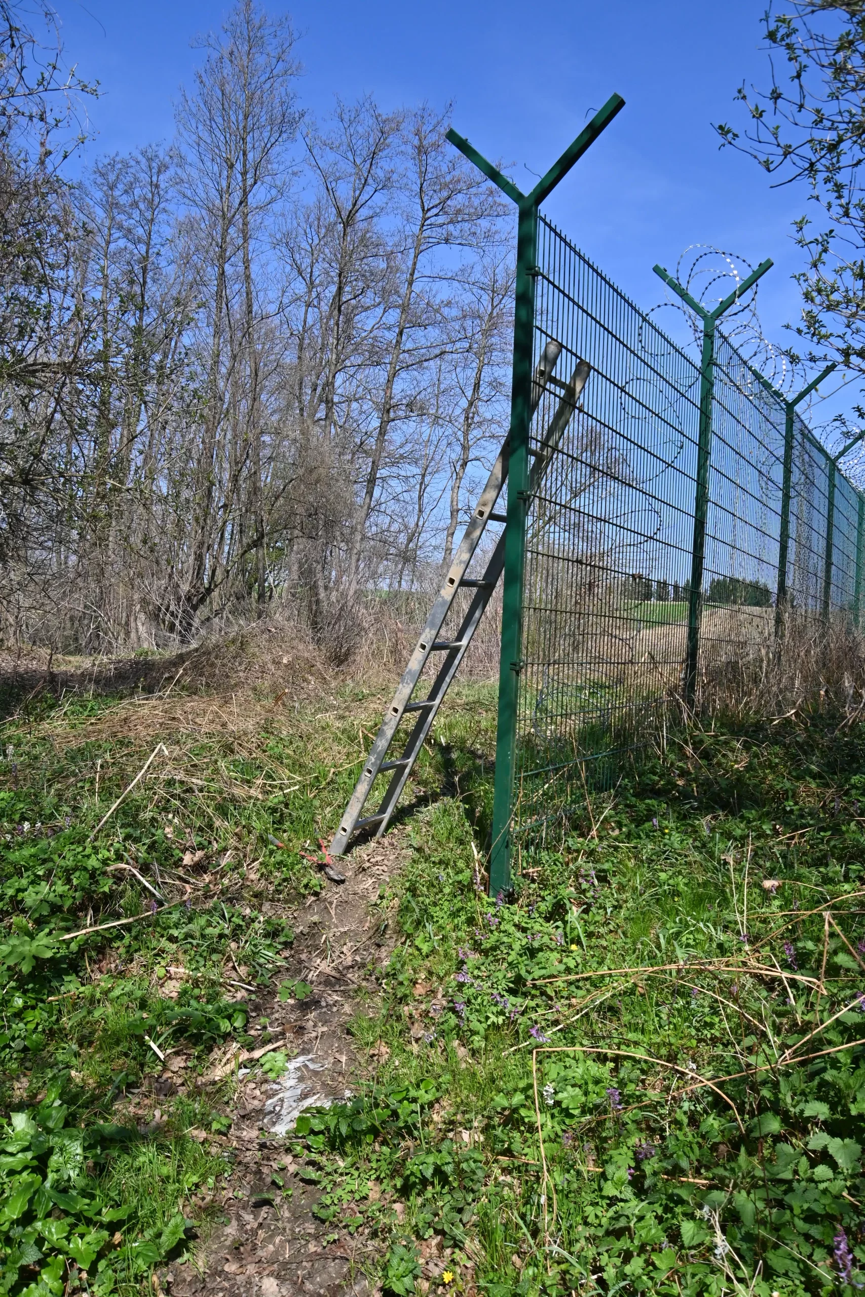 Slovenci ukidaju žilet žicu (8) Slovenci ukidaju žilet žicu (8)