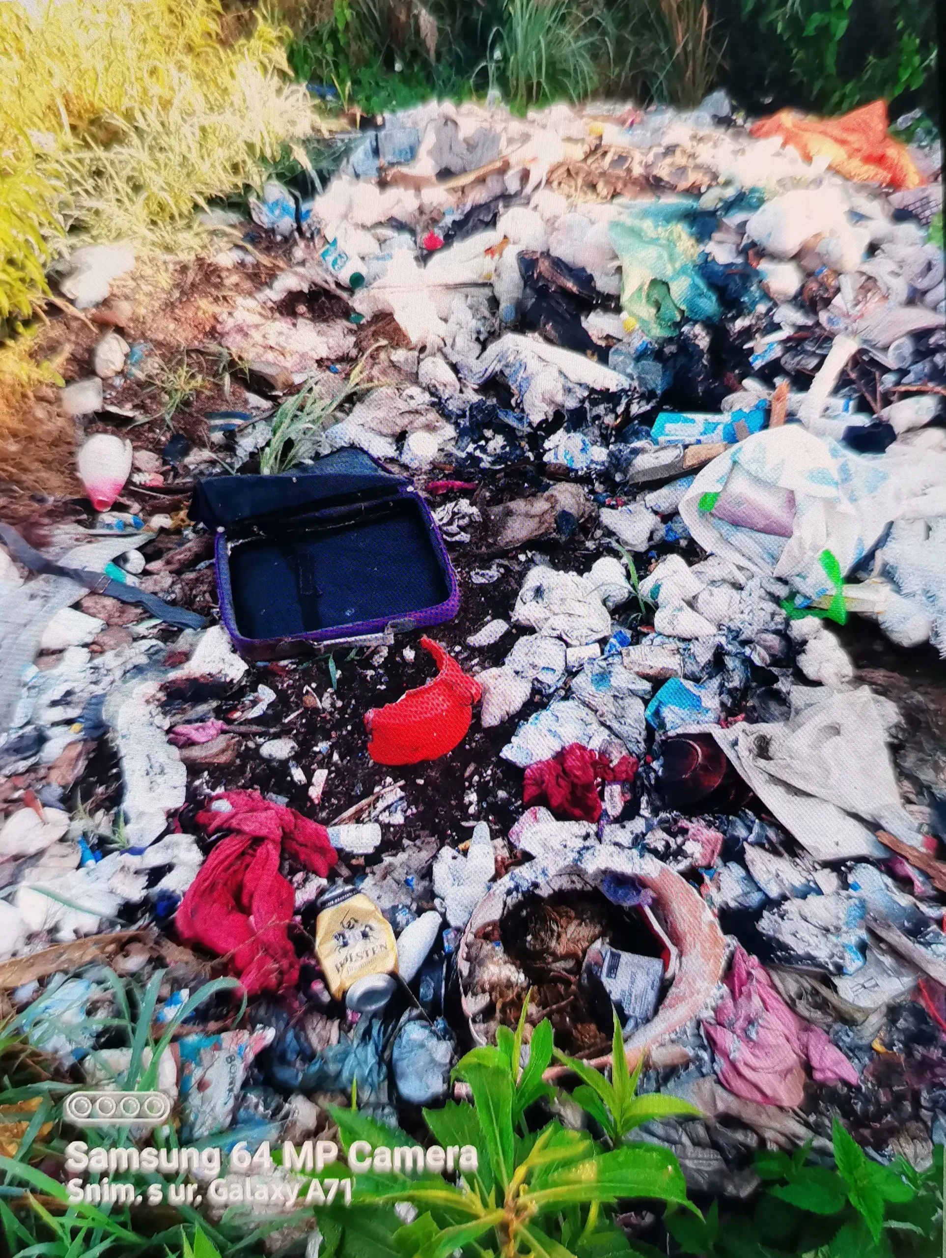 Smeće i otpad u Sitnicama (1)